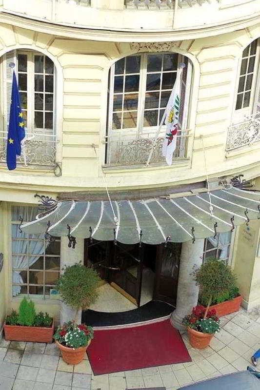 Hotel Le Scribe 3*